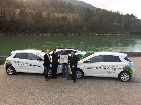 Fotoshooting 26.01.2016, v.l.n.r. Gerd Ingo Janitschek, Maria Aichberger, Arthur Töfferl / Autohaus Töfferl, Harald Reichl