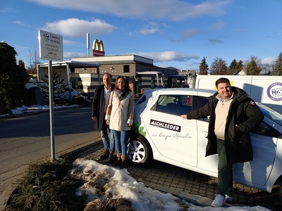 20220201_AICHLSEDER FAMILY e-Carsharing Standplatz Eröffnung_1500.jpg