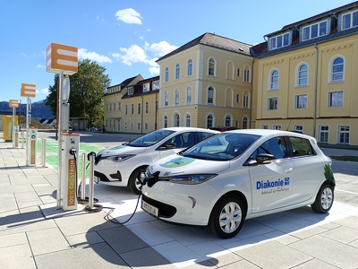FAMILY e-Carsharing_hi MOBIL_Klagenfurt_rechts vorne.jpg